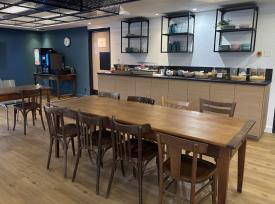 Brit_Hotel_Chambray_Lès_Tours
